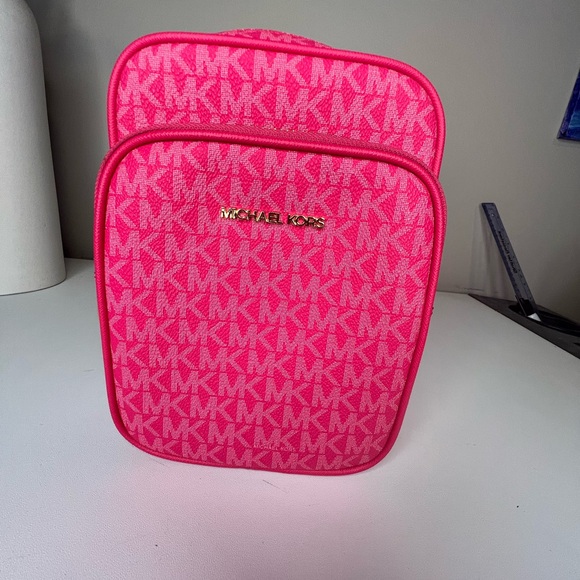 Michael Kors Jet Set Travel Medium Signature Logo Crossbody Bag Electric Pink - Picture 2 of 11